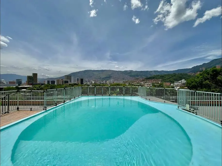 Apartaestudio Cerca De Provenza Y Laureles Medellin 0*,  Colombia