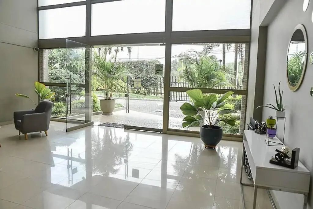 Apartaestudio Cerca De Provenza Y Laureles Medellin