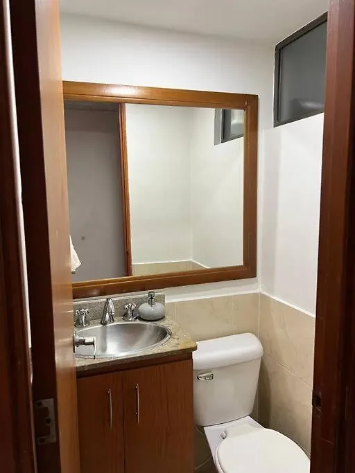 Apartaestudio Cerca De Provenza Y Laureles Medellin Apartment