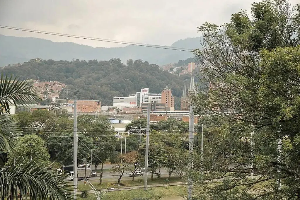 Apartaestudio Cerca De Provenza Y Laureles Medellin 0*,  Colombia