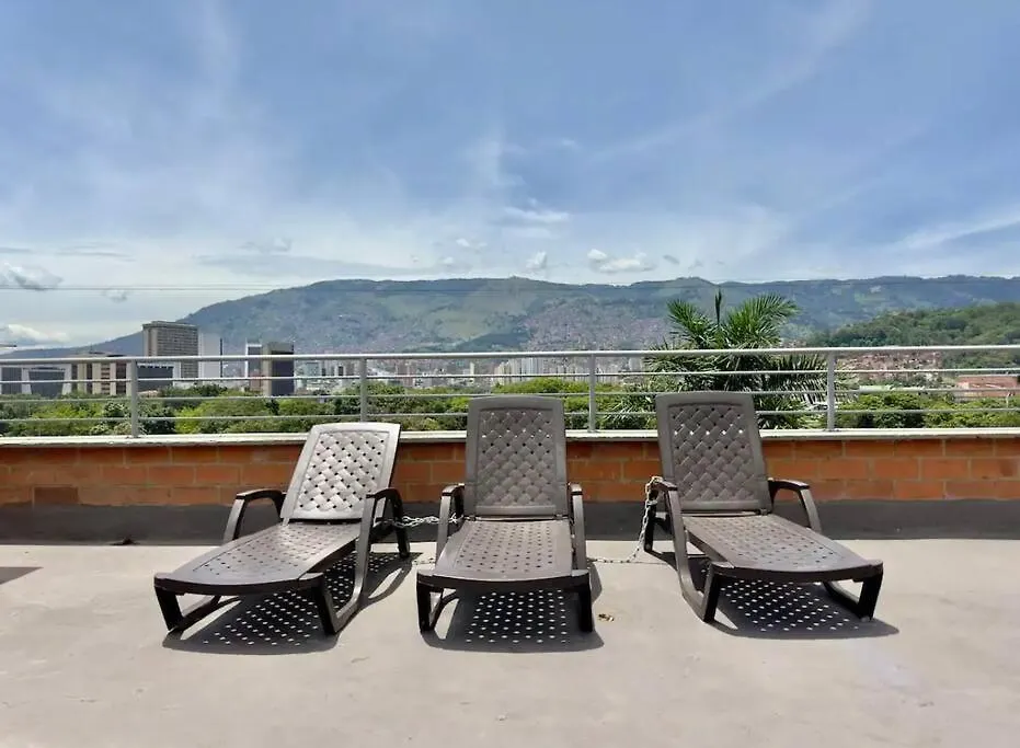 Apartaestudio Cerca De Provenza Y Laureles Medellin